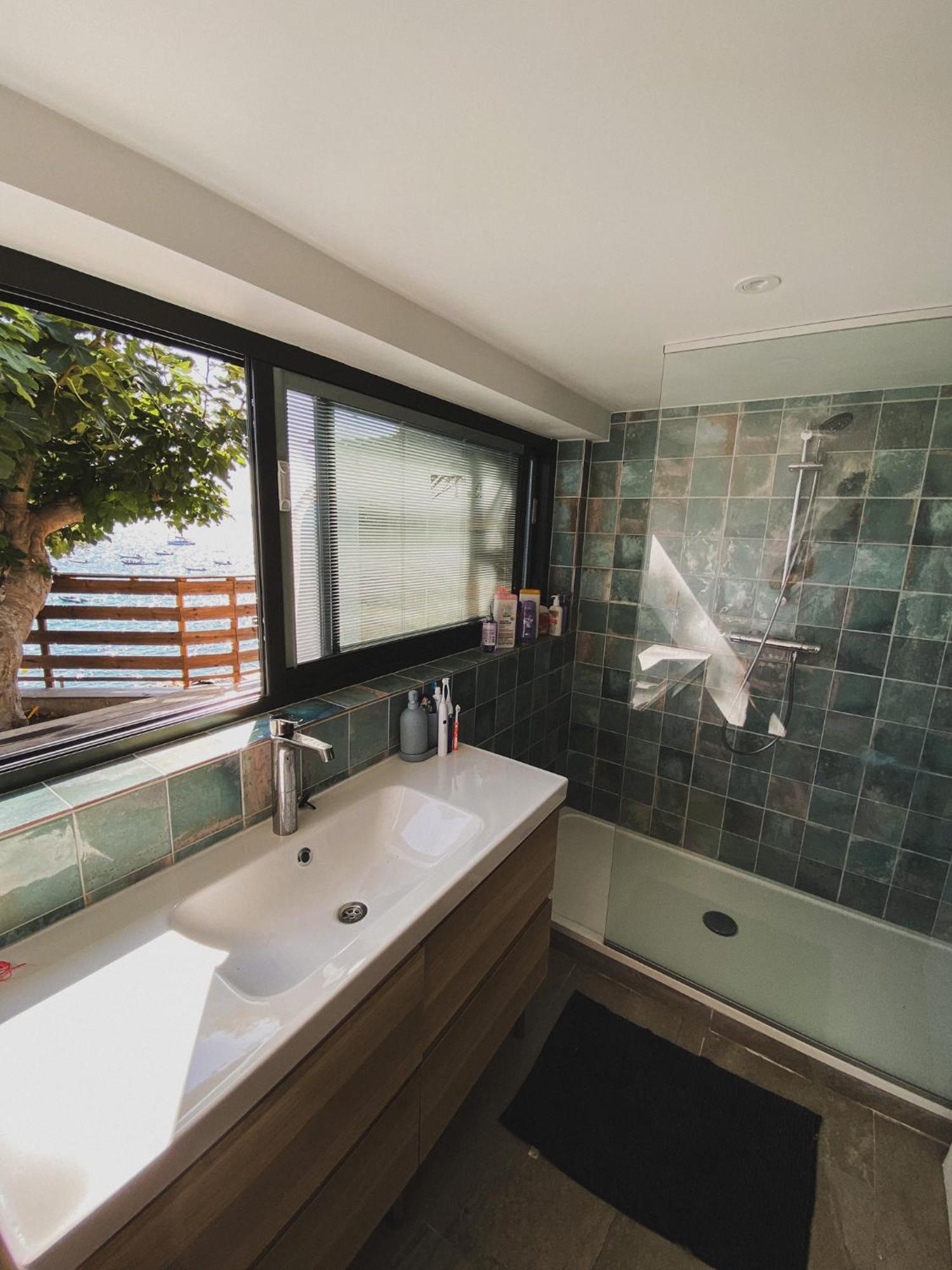 Cabanon Moderne, Les Pieds Dans L'Eau, 2 Chambres Le Pradet Exterior photo